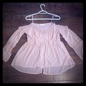 Coco + Jameson from BUCKLE cold shoulder sheer top